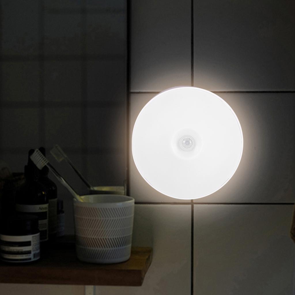 USB Aufladbares LED Nachtlicht Lampe mit Bewegungssensor und Magnet für Zuhause Zimmer Innen Weiß