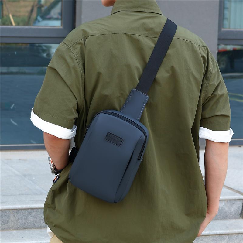 Men Chest Bag Fashion Shoulder Chest Rig Man Sports Crossbody Bags for Male Mini Body Phone Bag Handbag Travel