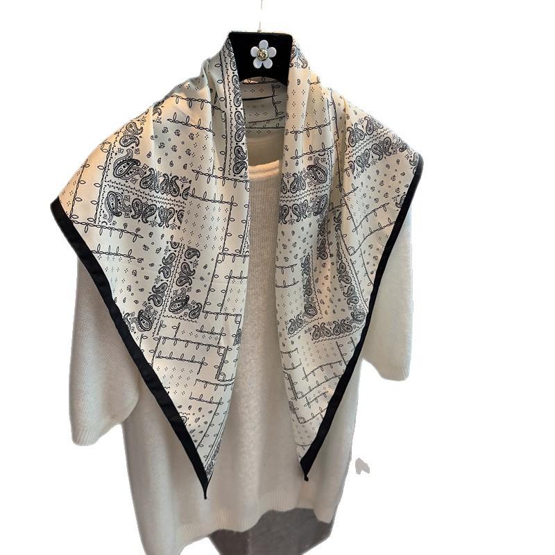Retro light luxury flower triangle scarf women's fashion foreign style versatile decorative bag headscarf comfortable outer scarf silk scarf