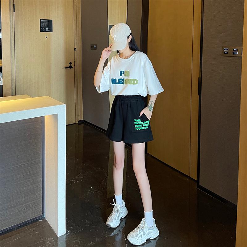 Women's Summer A-Line Wide-Leg Elastic Waist Shorts with Bright Pockets