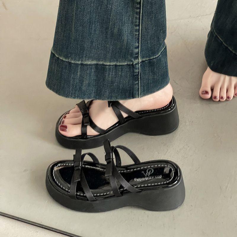 

Летние новые женские сандалии для отдыха на платформе в корейском стиле — ультрамягкие, легкие, универсальные и нескользящие, верхняя пляжная одежда 35