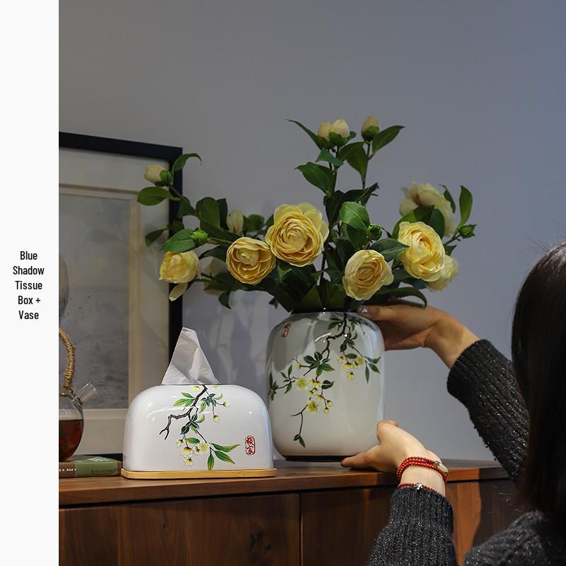 Round Chinese Ceramic Vase: Floral Art for Living Room & Hallway Decor, Ideal for Hydroponics & Silk Flowers