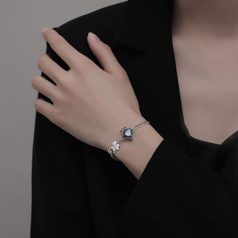 Niche Design Crown Heart-shaped Zircon Retro Tai Bracelet Female Personality Punk High-end Bracelet