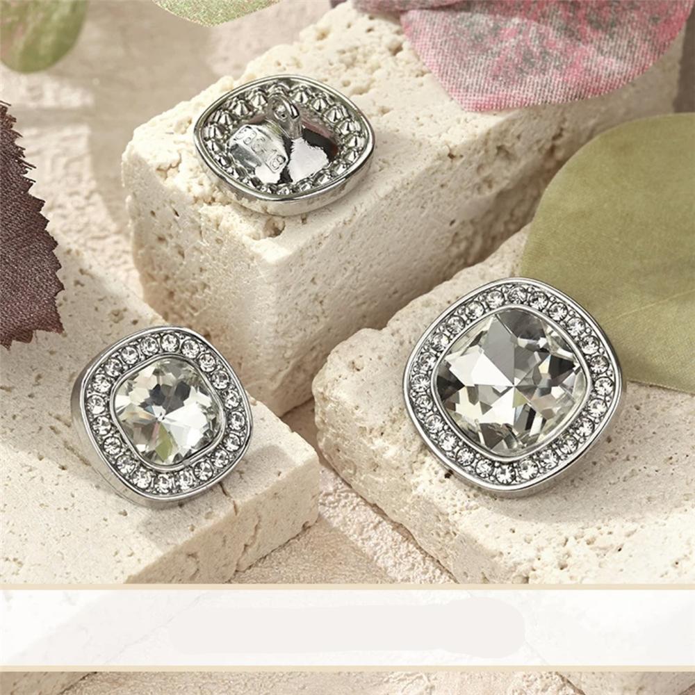 FCXDG 10pcs Super Beautiful Luxury Gem Buttons Women's Clothing Decorative Accessories Dress Fur Coat Rhinestone Heart Buttons