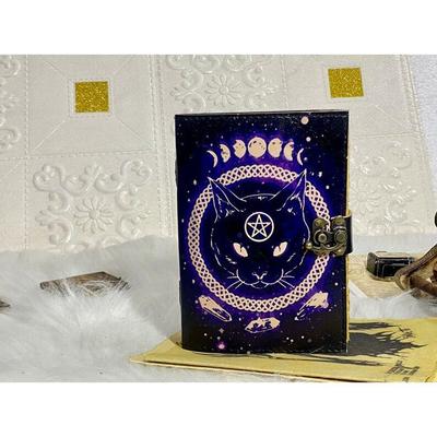 Księga Zaklęć Skórzany Dziennik Magia Celtycki Kot Vintage Skórzany Junk Journal Księga Cieni Vintage Grimuar Dziennik Prezenty dla Mężczyzn i Kobiet