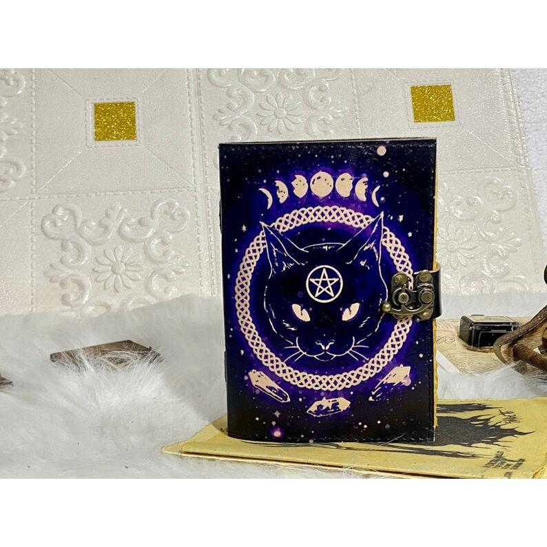 Book of Spell Leather Journal Magic Celtic Cat Vintage Leather Junk Journal Book of Shadows Vintage Grimoire Journal Gifts for Men and Women