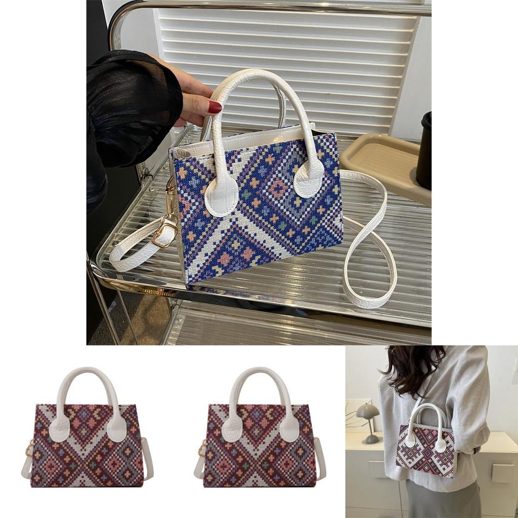 Street Style Pu Small Square Bag With Zipper Closure For Daily Use