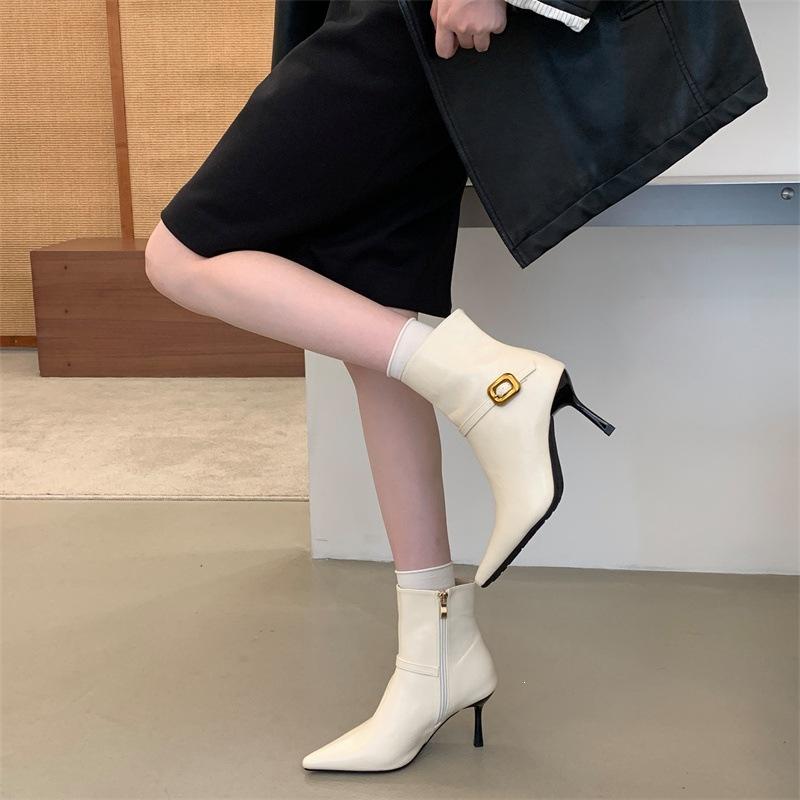 Rich retro pointed belt buckle high-heeled short boots autumn and winter new side zipper thin high-heeled thin short boots