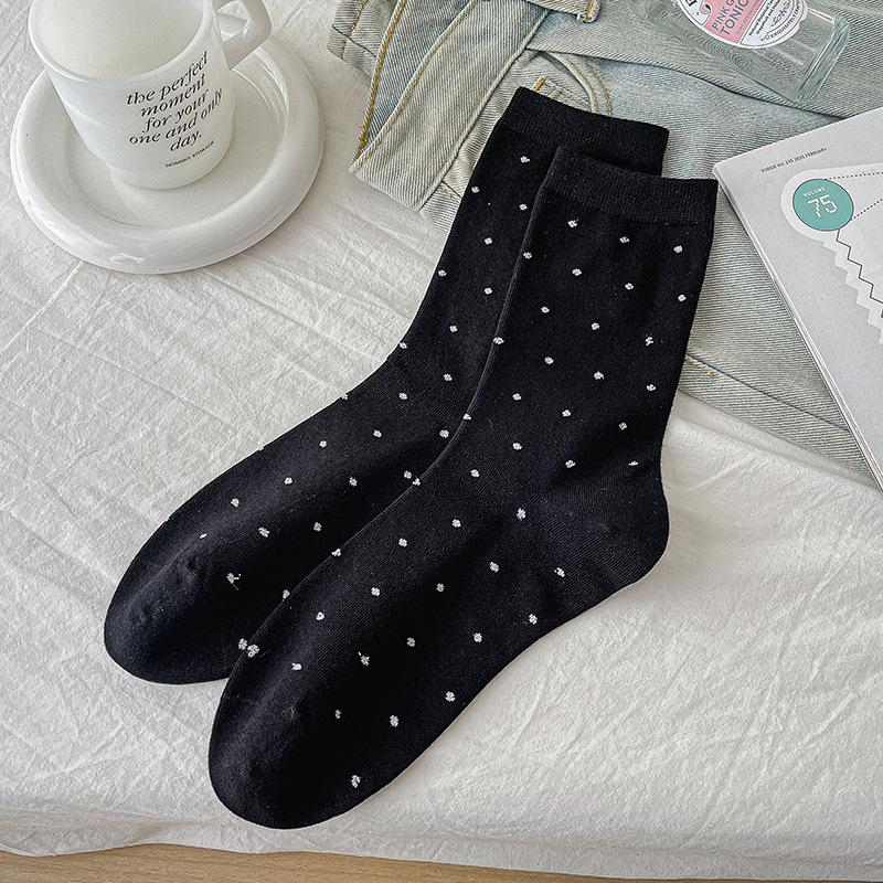 Female Autumn Simple Wave Dot Stars Boneless Tube Stack Socks