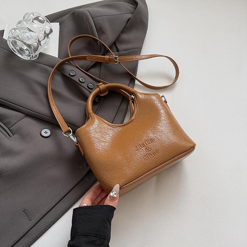 Popular Fashion Bag Women's Handbag 2025 New Messenger Bag Bucket Bag High-end Texture Simple Temperament Bag