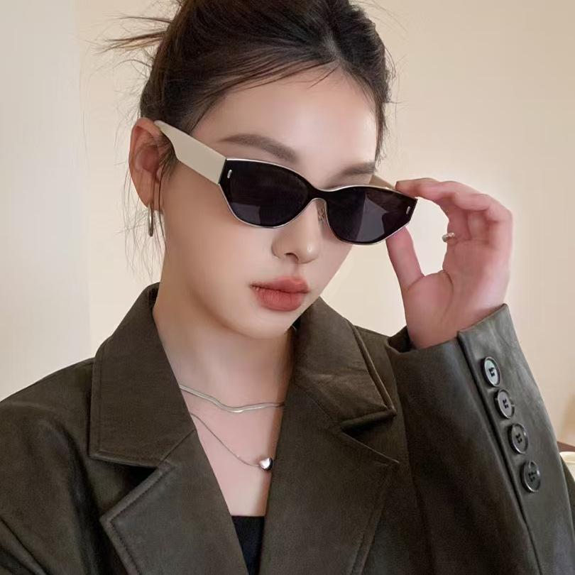 Vintage Retro Style Sunglasses For Women Cat Eye Shape Uv Protection Sun Glasses Woman High Quality Men Sun Glass