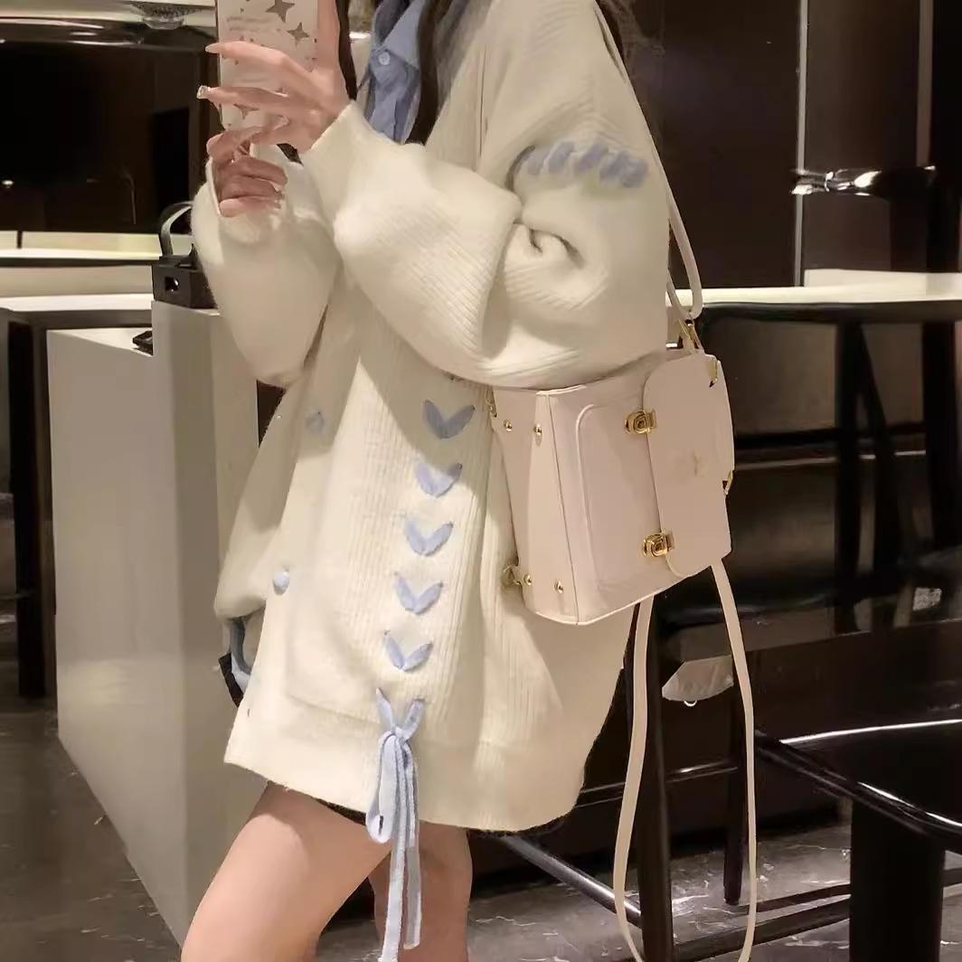 

Love buckle bow, Japanese and Korean rope sweater, women s autumn and winter college style loose thick needle jacket contrasting colors 48-61 (average size) білий