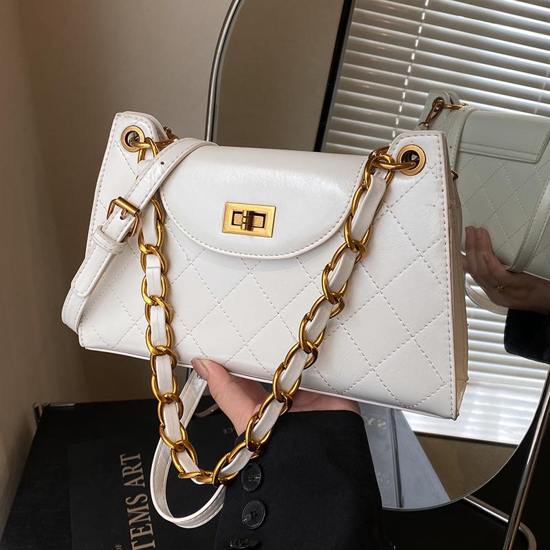 New Fashion Niche Premium Texture Casual Underarm Bag Women's Versatile Commuter Rhombus Chain Crossbody Bag