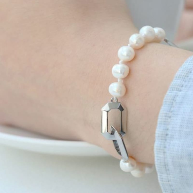 Gaman Commitment Plain Pearl Silver Bracelet