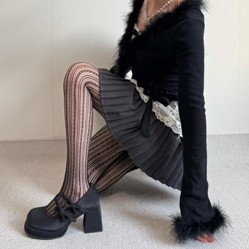 Elegant Hollowed Twist Striped Pattern Sheer Fishnet Stockings Aesthetic See Through Mesh Tights Pantyhose for Women