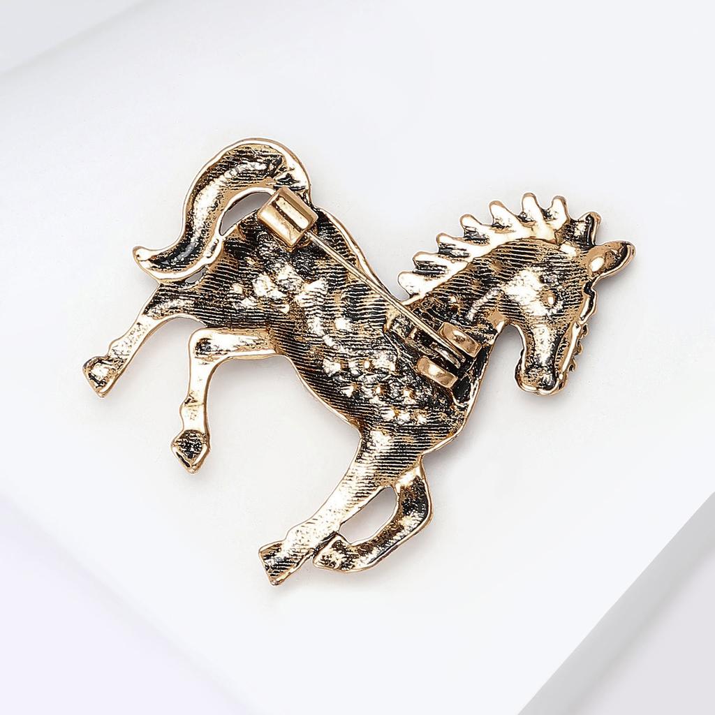 Vintage Rhinestone Horse Brooch for Women Animal Banquets Pins Party Accessories