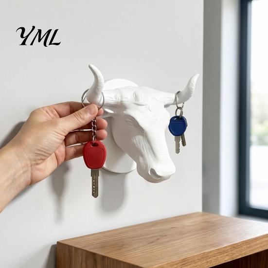 Modern Black Wall Hook Bull Head Hat Rack, Lightweight Wall-Mount Key Holder, Decorative Coat Horn Rack Hook, Retro Animal Hanger for Home Decoration