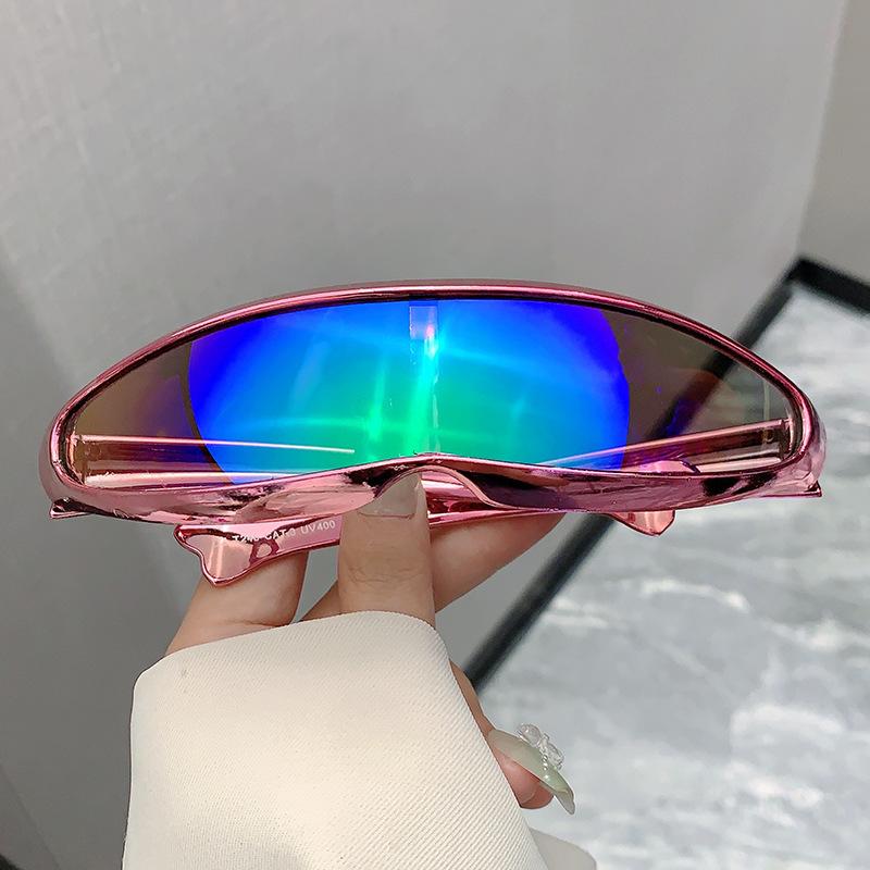 Occhiali da sole sportivi da esterno a forma di pesce con rivestimento, occhiali da sole di alta gamma Y2K per alpinismo e ciclismo, occhiali da sole alla moda da donna, UV400