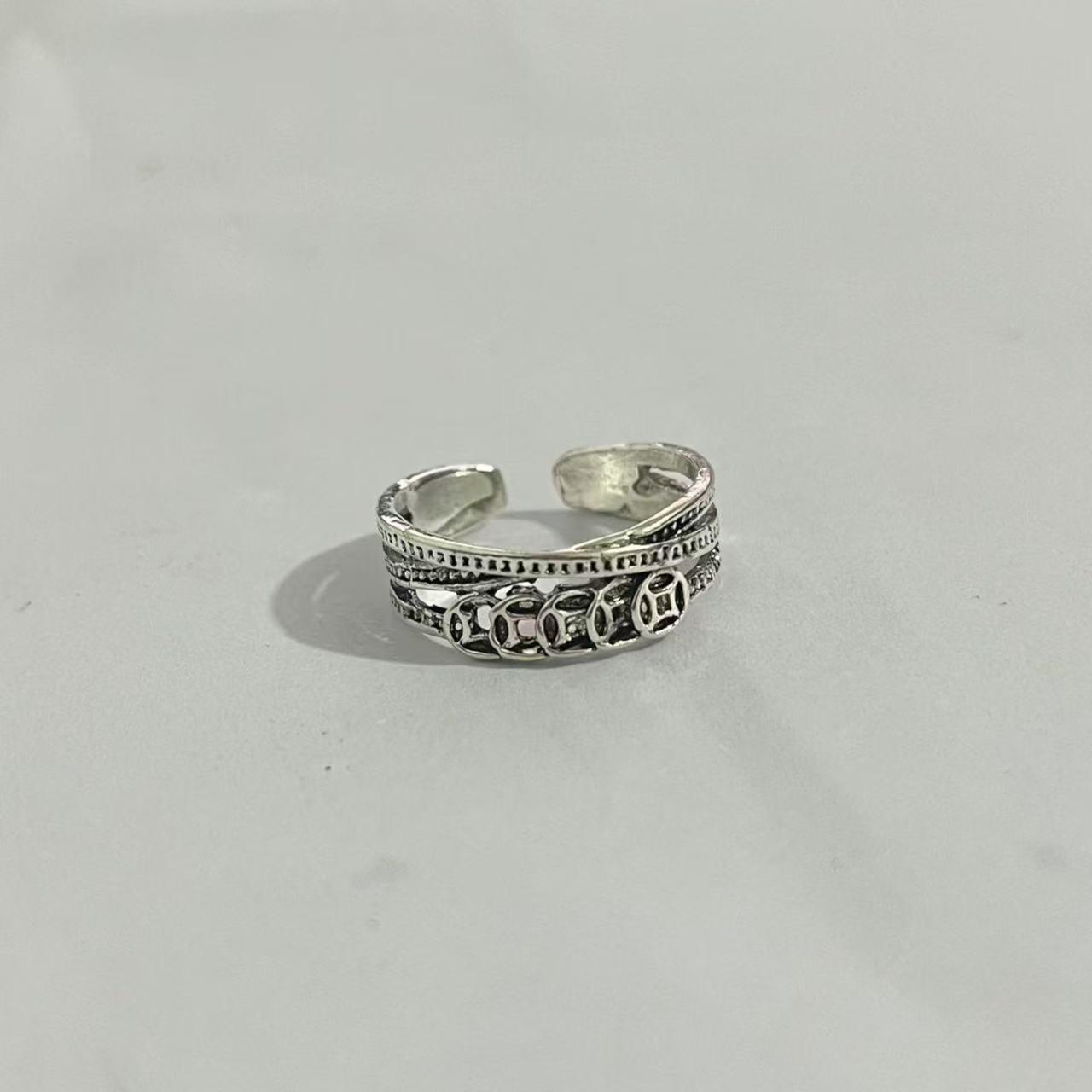 

Кольцо в стиле ретро с монетой Пяти Императоров: Национальный стиль для мужчин и женщин, привлекает богатство и удачу. Adjustable Open Size