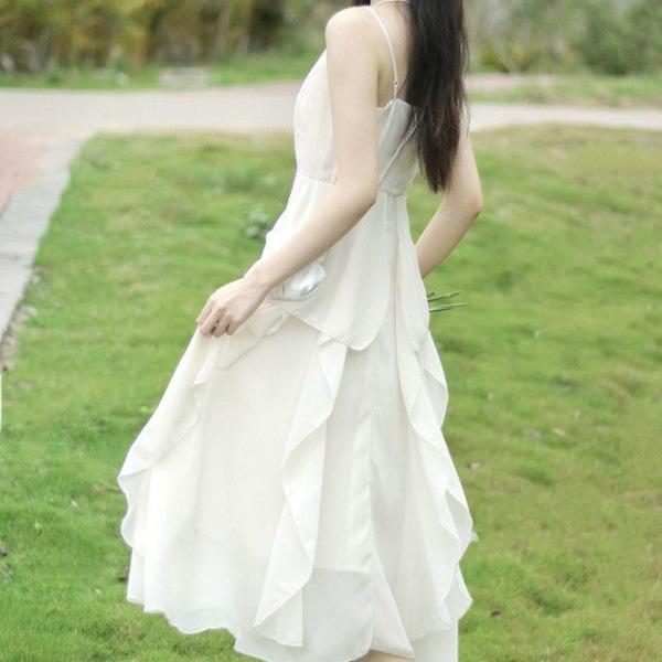 Summer Beach Ruffle Strap Dress: First Love Feel in White