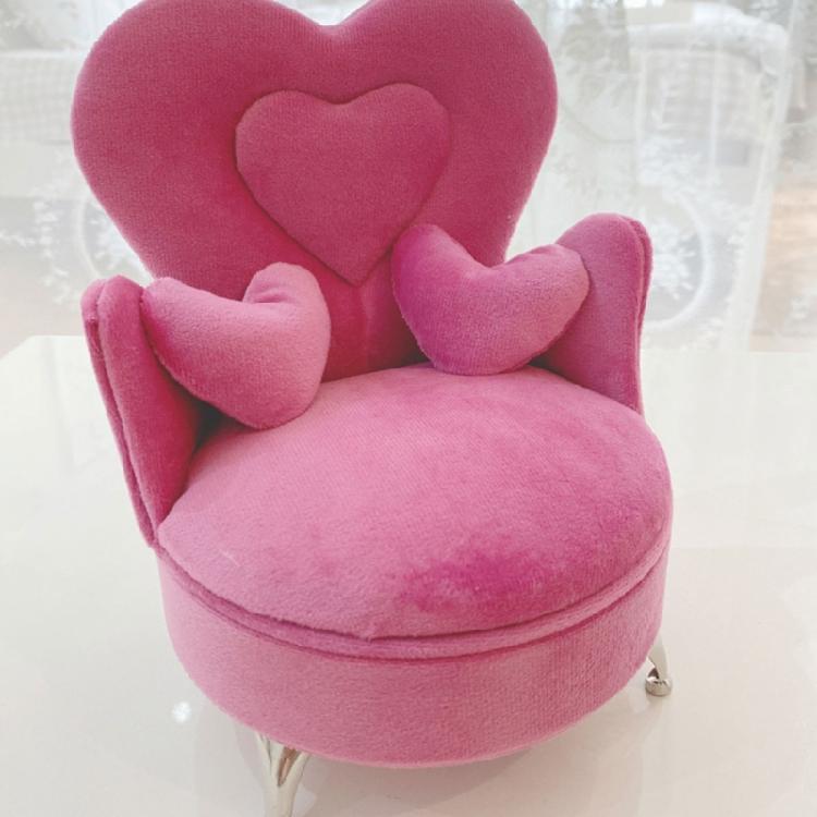 Stylish Plush Jewelry Display Stand Elegant Plush Jewelry Case European Style Mini Chair for Ring Earring Display
