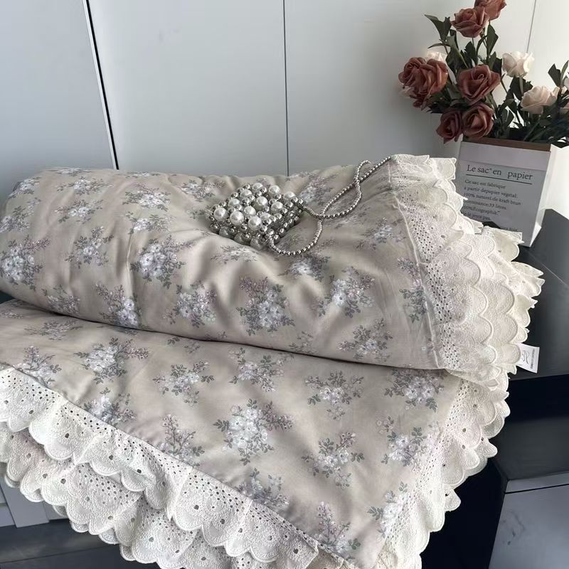 Lace Pure Cotton Quilt 200x230cm Comforter Thin Summer Floral Printed Double Layer Gauze Quilted Blanket Queen Size Bedding