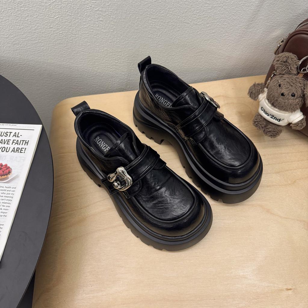 Round Head Heightening Metal Buckle with Loafers, Home Small Leather Shoes, Four Seasons Academic Retro Thick-soled Commuter Women's Single Shoes