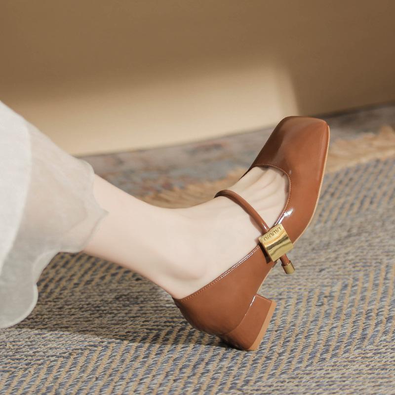 

Ретро туфли Мэри Джейн женские с мелким вырезом, на новом толстом каблуке, универсальные и сексуальные 40