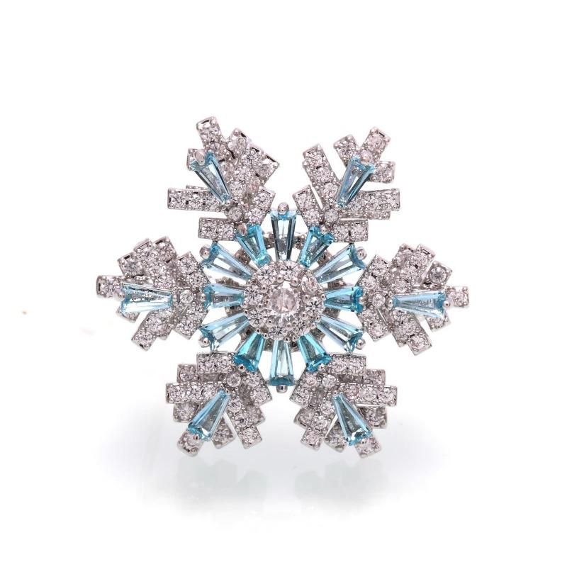 Luxurious and Auspicious Brooch High-end Women's Exquisite Rotating Snowflake Brooch Niche Design Sense Corsage Suit Accessory