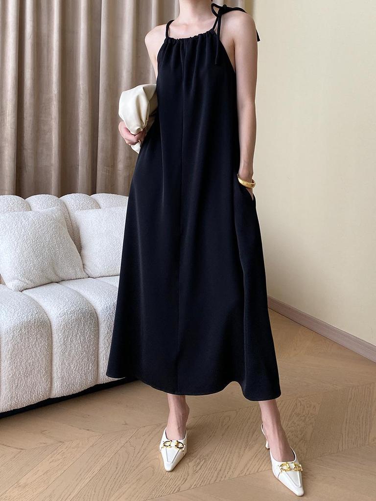 Sinan High-End Französisches Kordelzug Neckholder Herbst/Winter Kleid SN4011