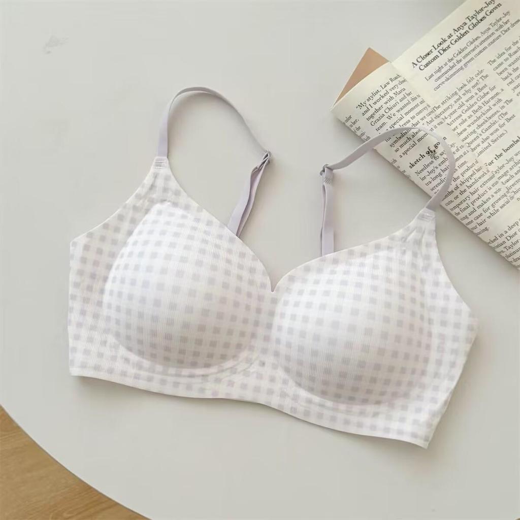 Seamless Wirefree Cool Touch Summer Bra for Women with Small Busts