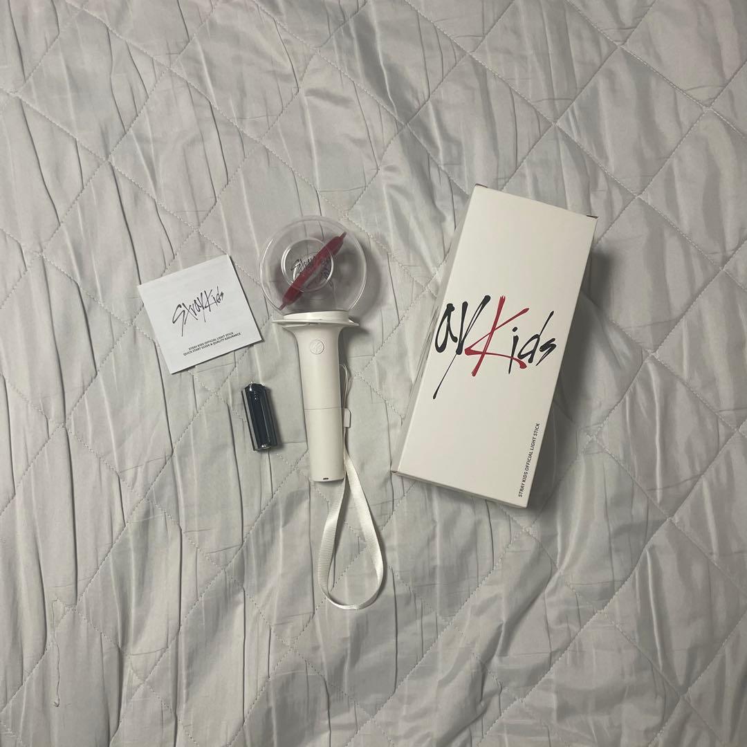 

[USED] Stray Kids old penlight