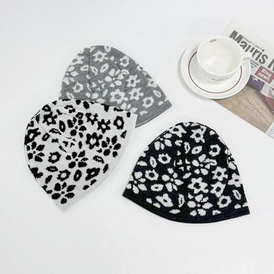 Women's SS Sweater Floral Beanie