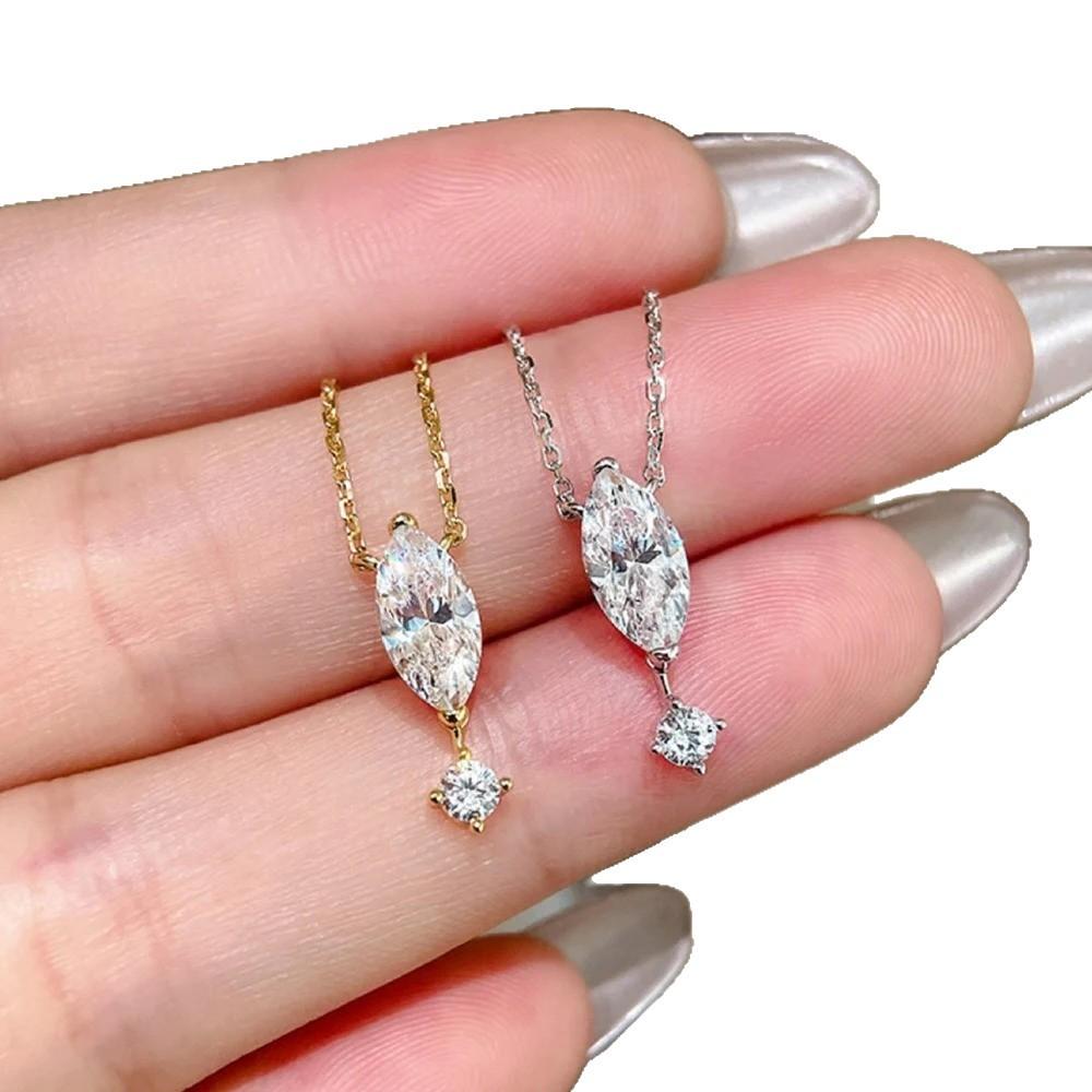 2026 Retro Light Luxury Water Drop Horse Eye Stone Fringed Pendant Necklace Female Niche Design Exquisite High-end Collarbone Chain Neck Chain