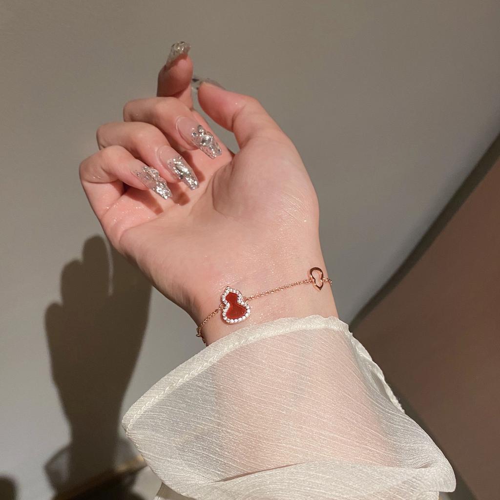 Gourd Bracelet Female Niche Ins Light Luxury High-end White Fritillary Agate Bracelet Jewelry