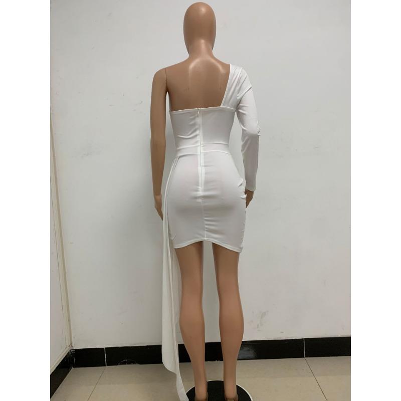 Women's Solid Color Bag Buttock Dress Minimalist Style One-shoulder Backless Long-sleeved Dress