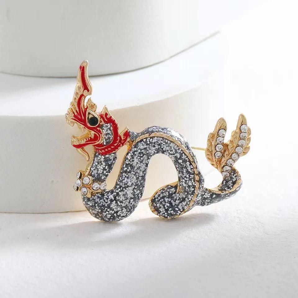 Retro Dragon Totem Brooch Pin for Men's Suits