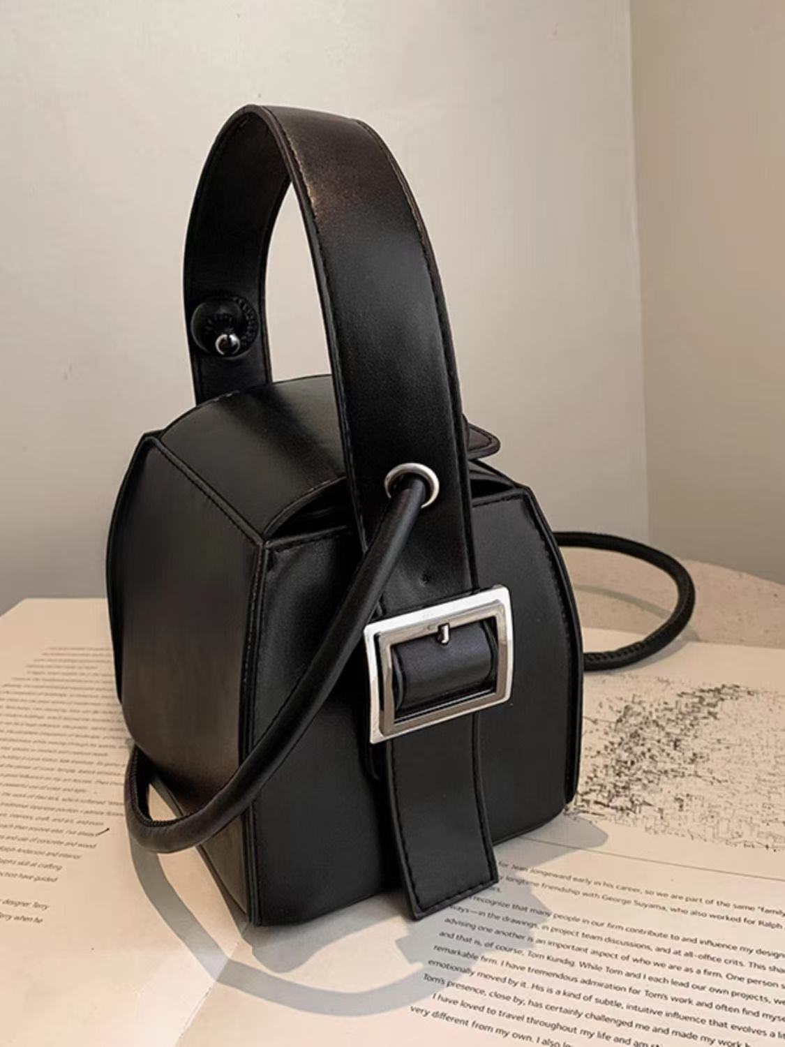 Premium Sense Hand Bag Versatile Niche Design Box Small Square Bag Foreign Style Messenger Bag Bag Female чёрный