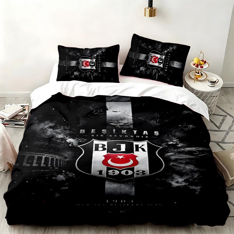 Besiktas JK 3-teiliges Set Perfekt für das Schlafzimmer Gemütliches Bettwäsche-Set enthält einen Bettbezug und zwei Kissenbezüge Ideales Geburtstags- oder Weihnachtsgeschenk