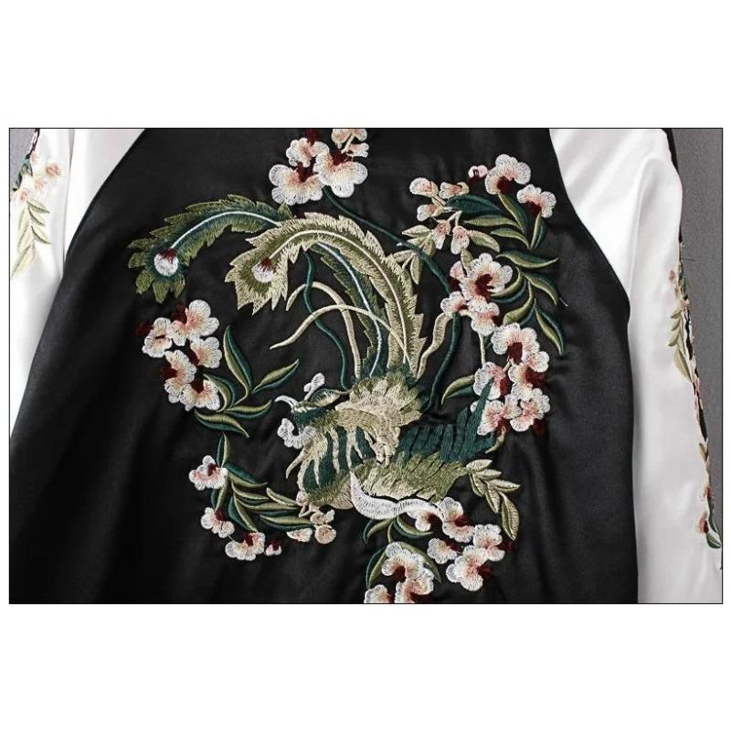 Giacca Bomber da Donna in Raso Sukajan Ricamata Baseball Cappotto Floreale Harajuku Autunno Seta Giapponese Ragazze