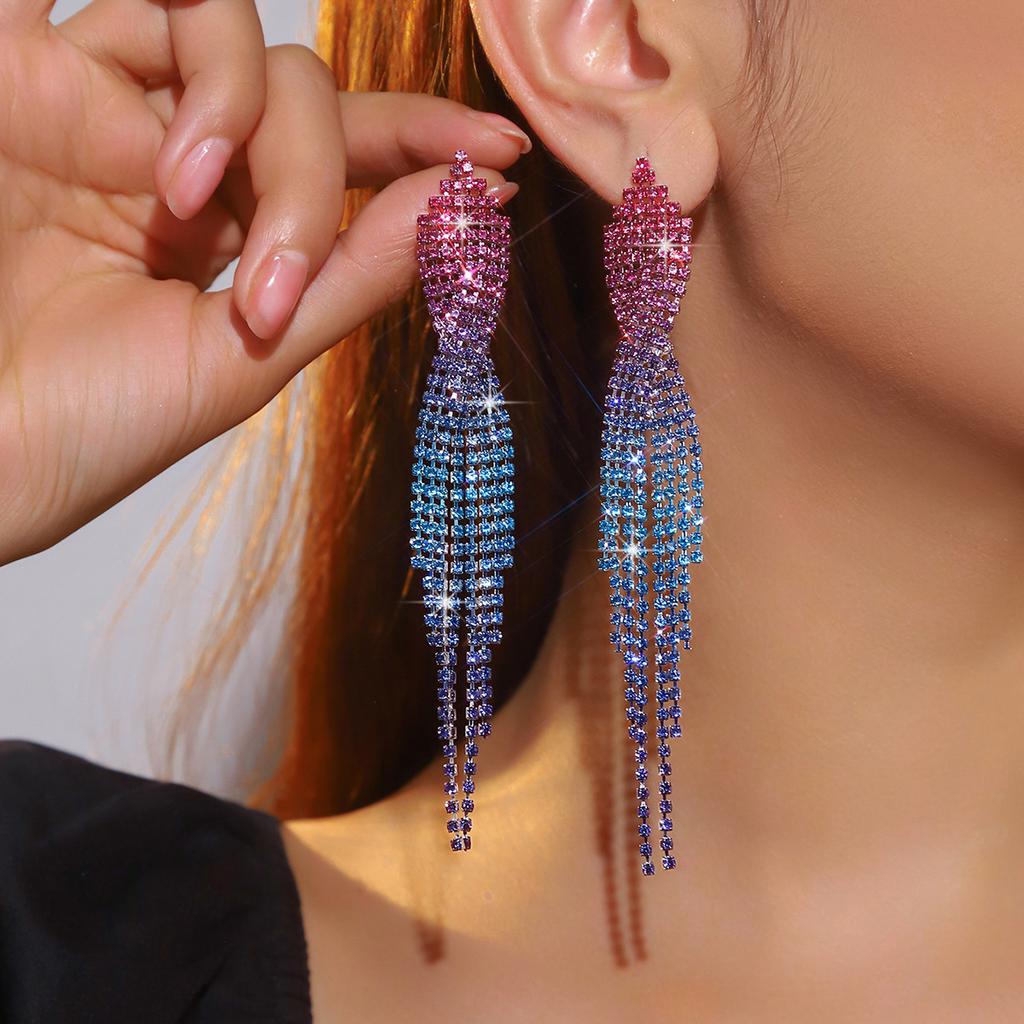 Temperament Light Luxury Niche, Full Diamond Twisted Earrings and Earrings