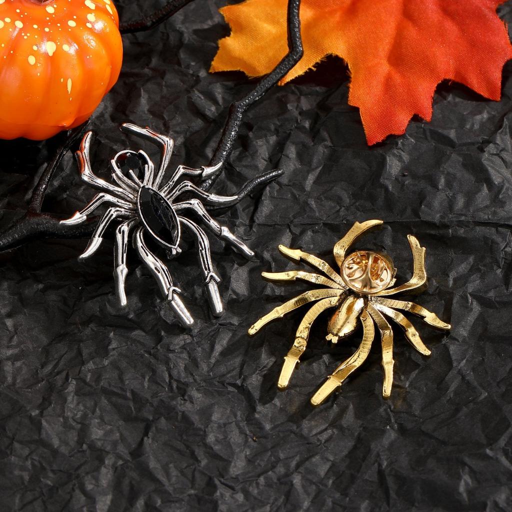 Vintage Black Inlaid Spider Shape Brooch Personality Suit Lapel Pin Fashion Animal Decorative Accessory for Men Women Halloween Daily Outfits