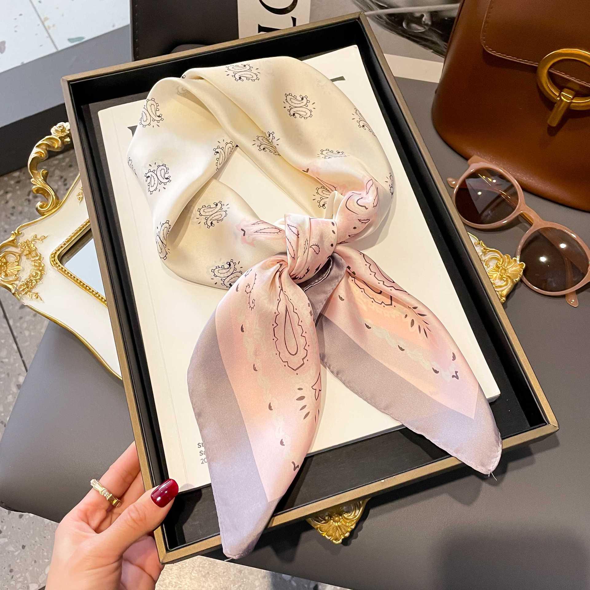 

Women s French Retro Cashew Silk Scarf - Versatile Square Scarf & Ribbon Headscarf 70*70cm