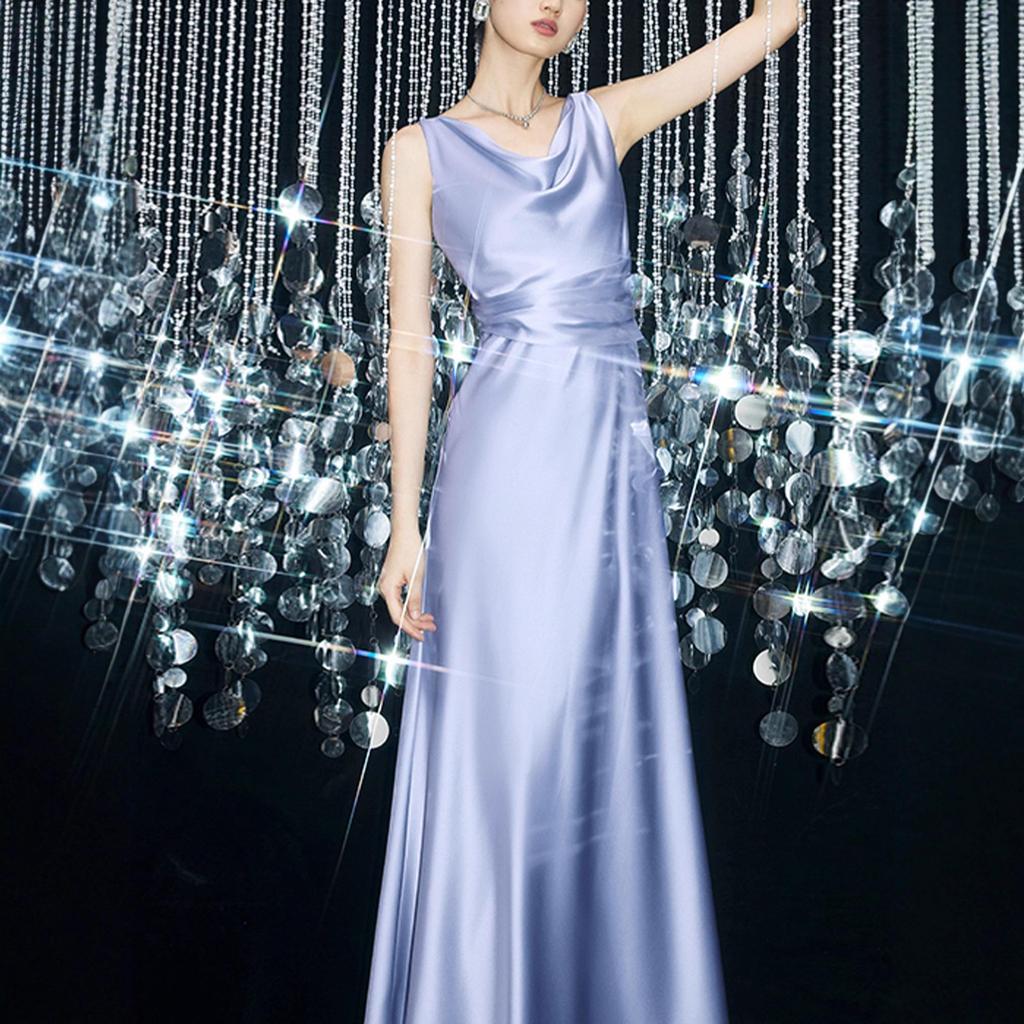 High-End Acetate Glossy Swing Collar Dress: Summer Socialite Style with Pleated Waist-Cinching and Luxe Texture.