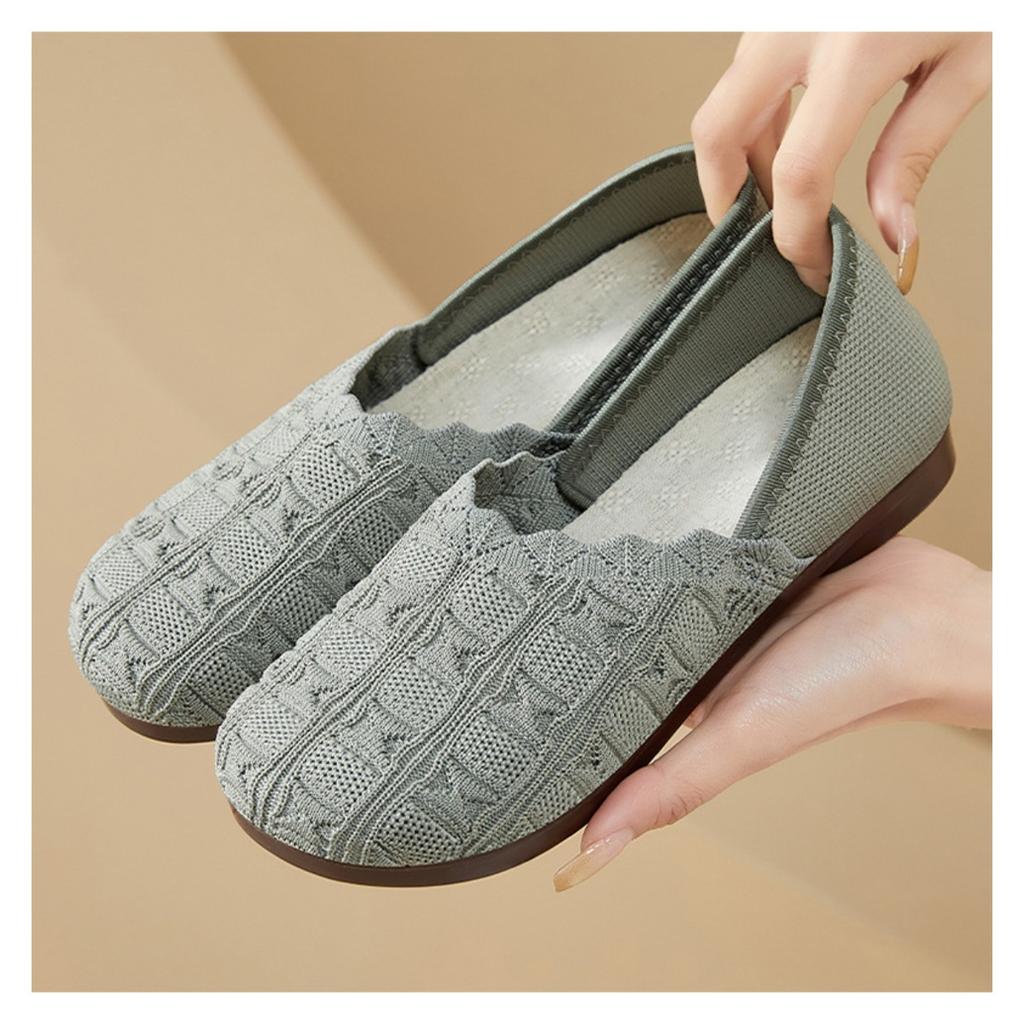 Women's Versatile Summer Breathable Flat Bottomed Lightweight Shoes with Hollowed Out Mesh On One Foot, Trendy and Fashionable Casual Shoes