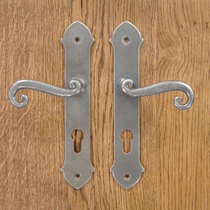 MALTA Handle with Plate for 72mm Insert, STEEL