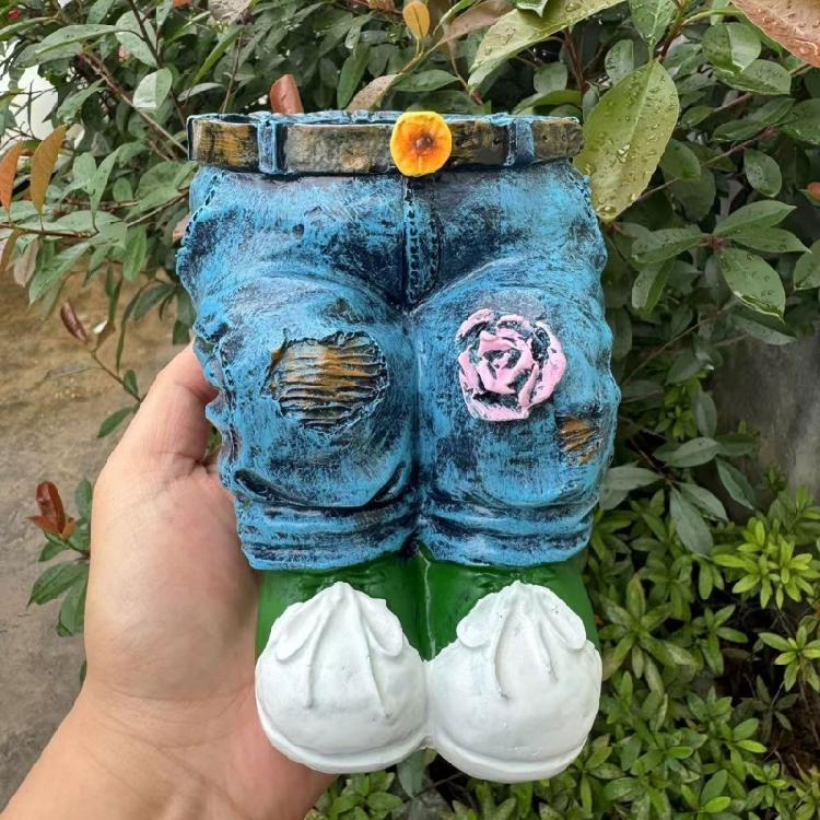 Artistic Jeans Design Plant Container Weather Resistant Resin Flower Pot Suitable For Yard Patios Decoration Home Garden