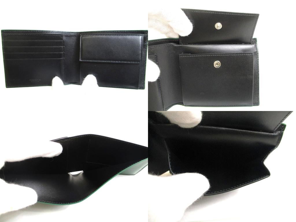 Authentic Salvatore Ferragamo Logo Green and Black Leather Bifold Wallet #a638 Open Box