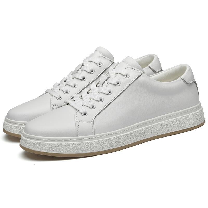 Men's shoes spring Korean version youth light white shoes soft sole fashion sports shoes casual board shoes men