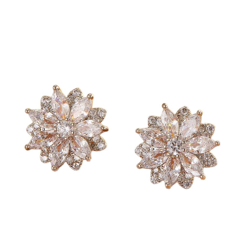 European-American Zircon Flower Stud Earrings: Women's Stylish Versatile Fashion Jewelry